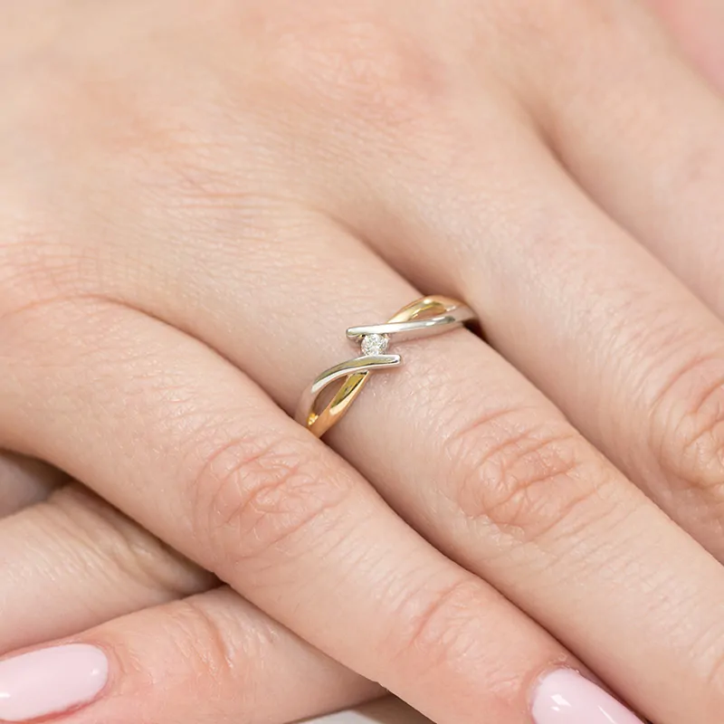 Pierścionek zaręczynowy in love białe złoto diament - obrazek 3