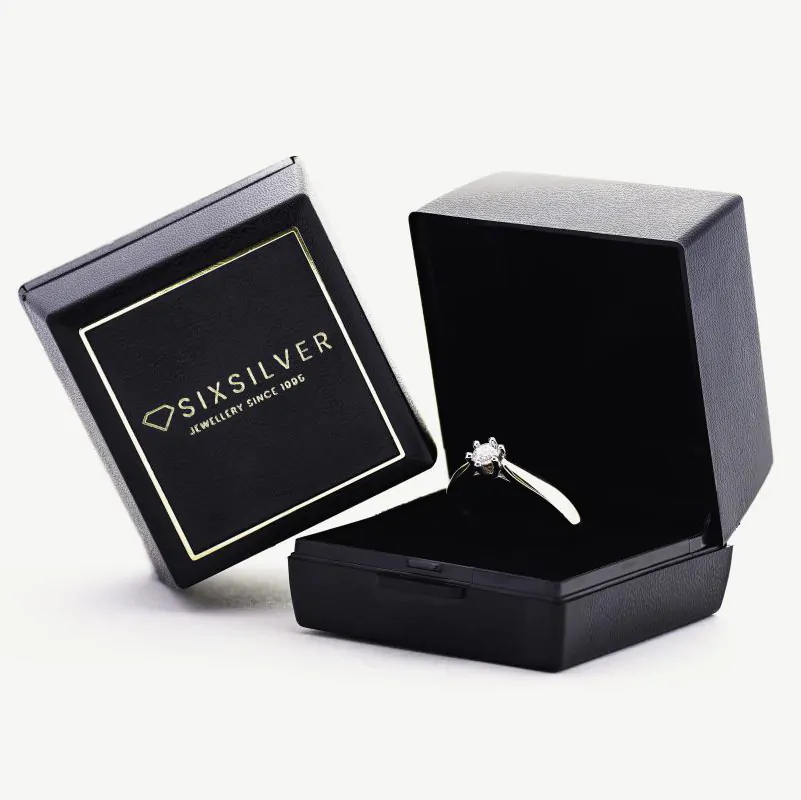 Pierścionek Zaręczynowy In Love Żółte Złoto Diamenty - obrazek 3